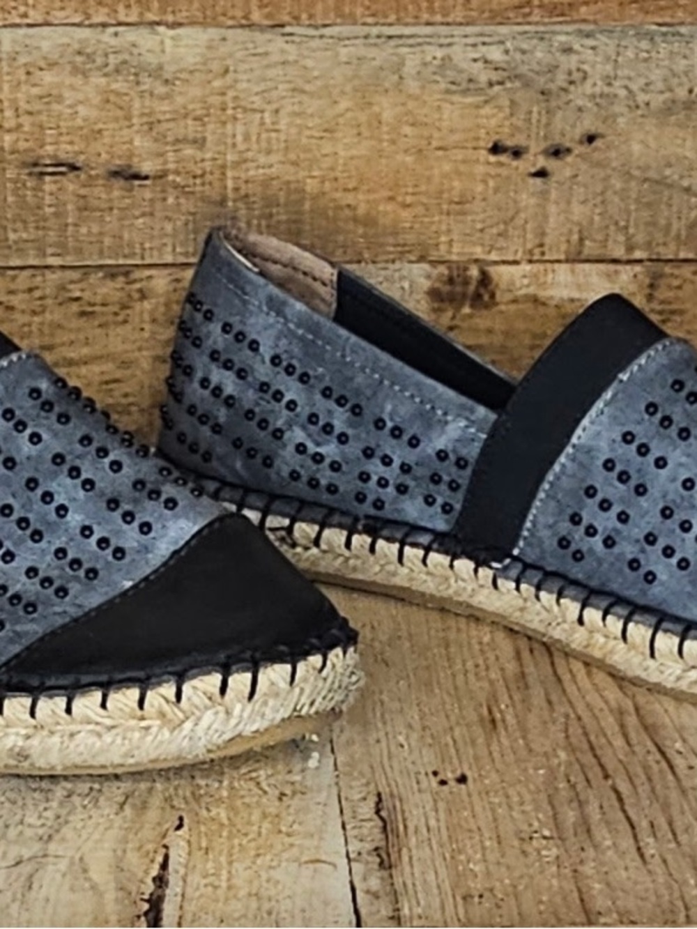 Joy & Mario Women's Casual Espadrille Slip-Ons in Gray and Black